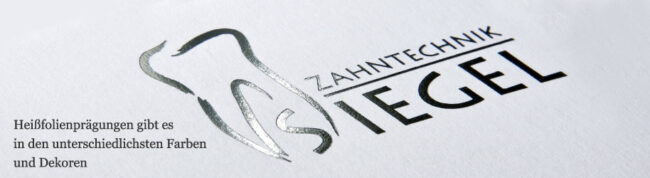 eine silber heißfolienprägung ist gut für das image